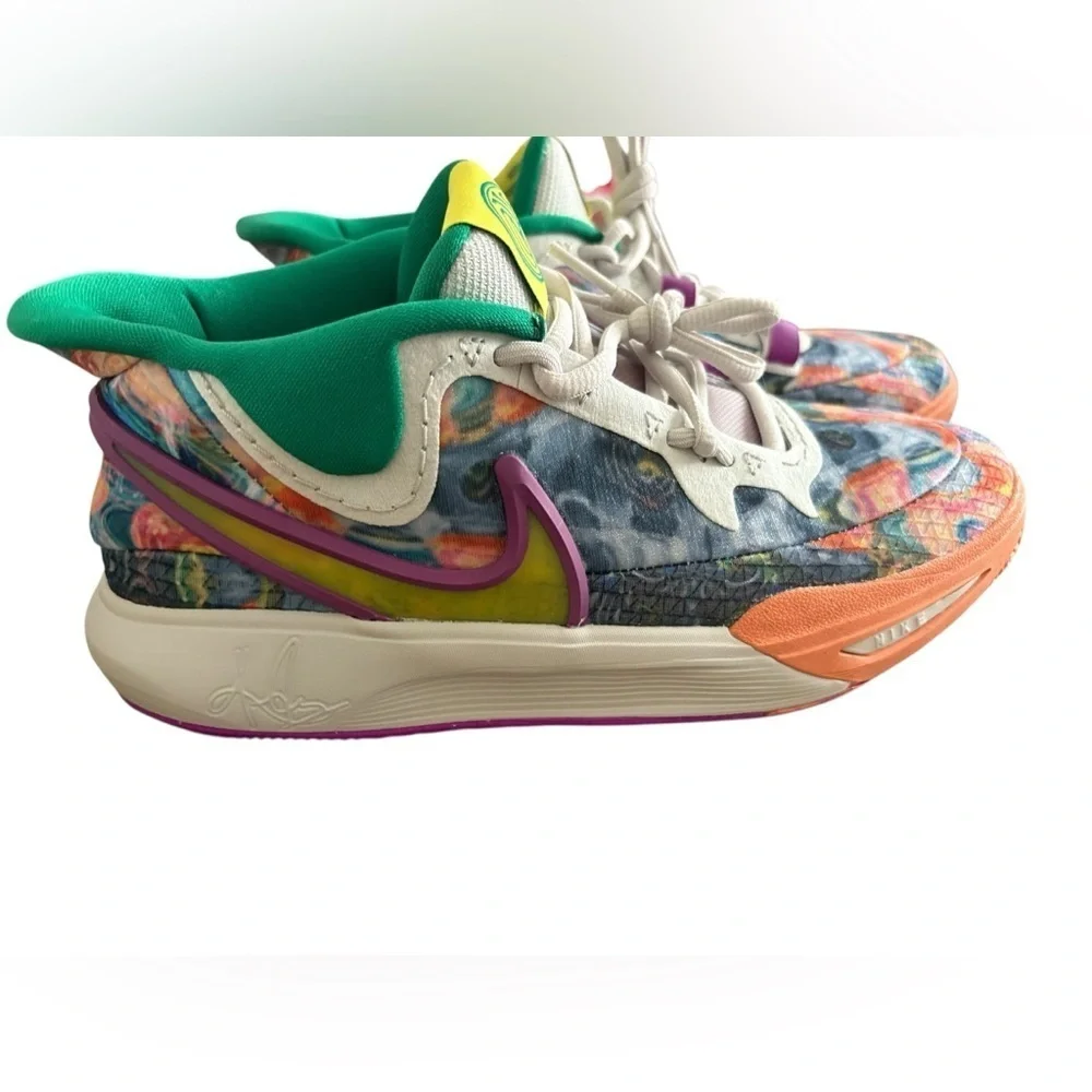 Nike Kyrie Irving 8 Go Multicolor Sneakers